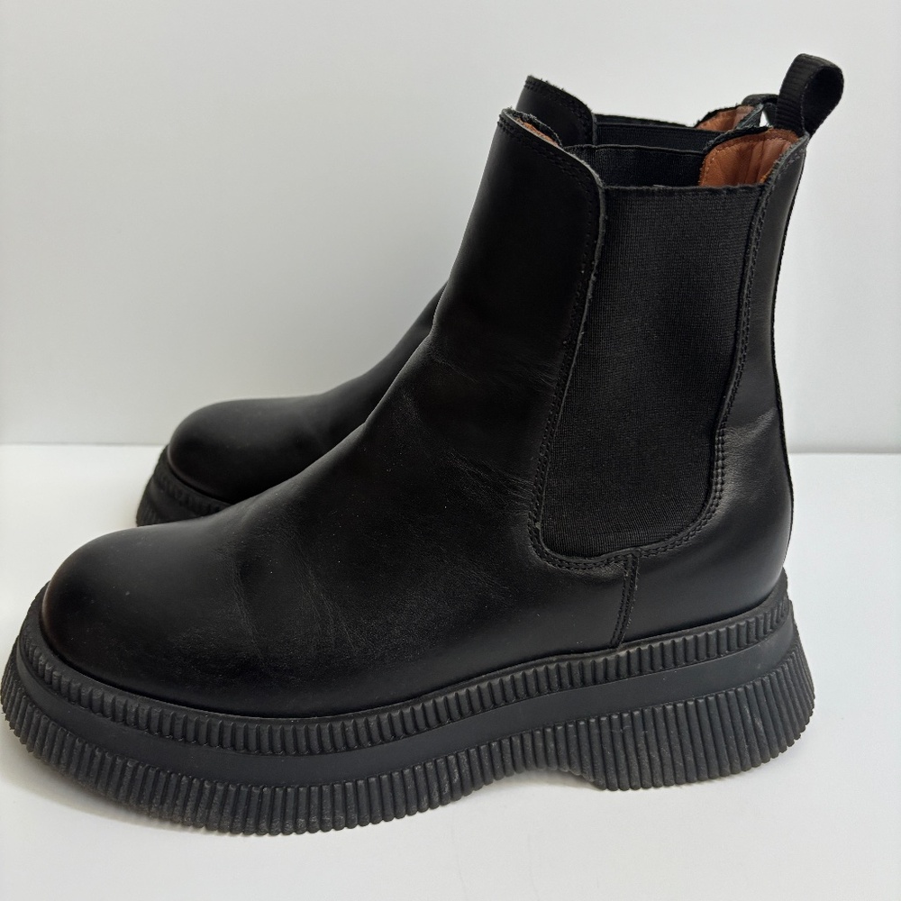 GANNI Black Leather Chelsea Boots. Platform Creeper Style. Size 10. 40.